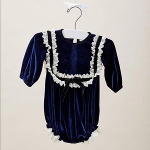 Lil Lemon’s Edie Velvet Romper 18-24mo